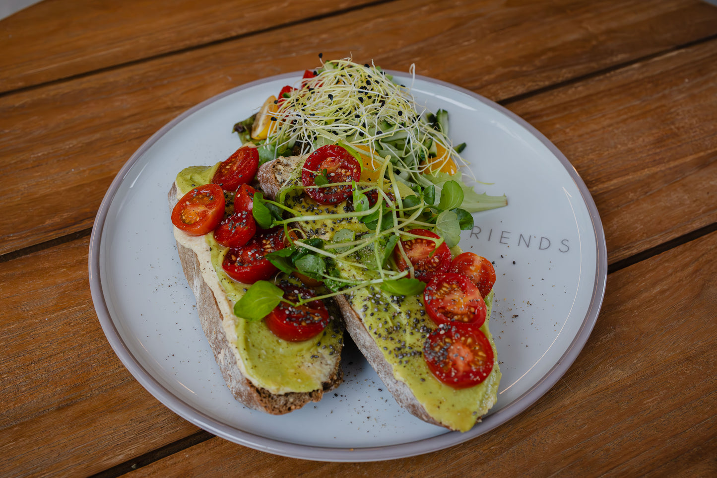 full monty toast met slaatje