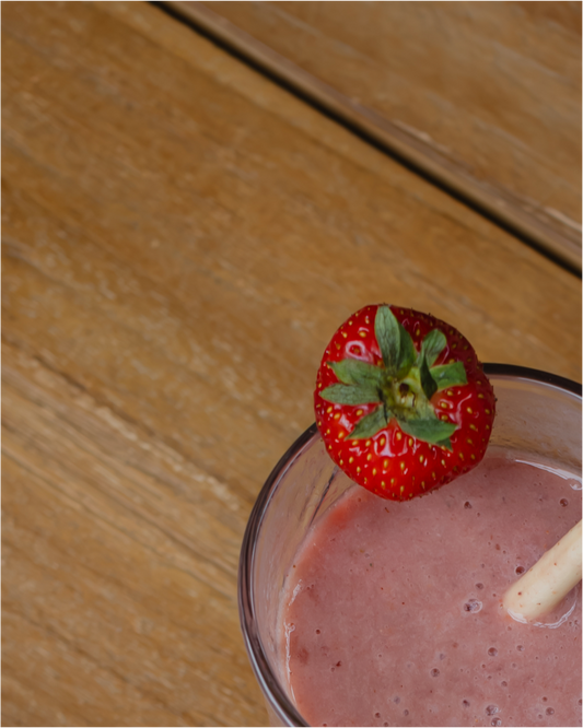 Smoothie met banaan en aardbei